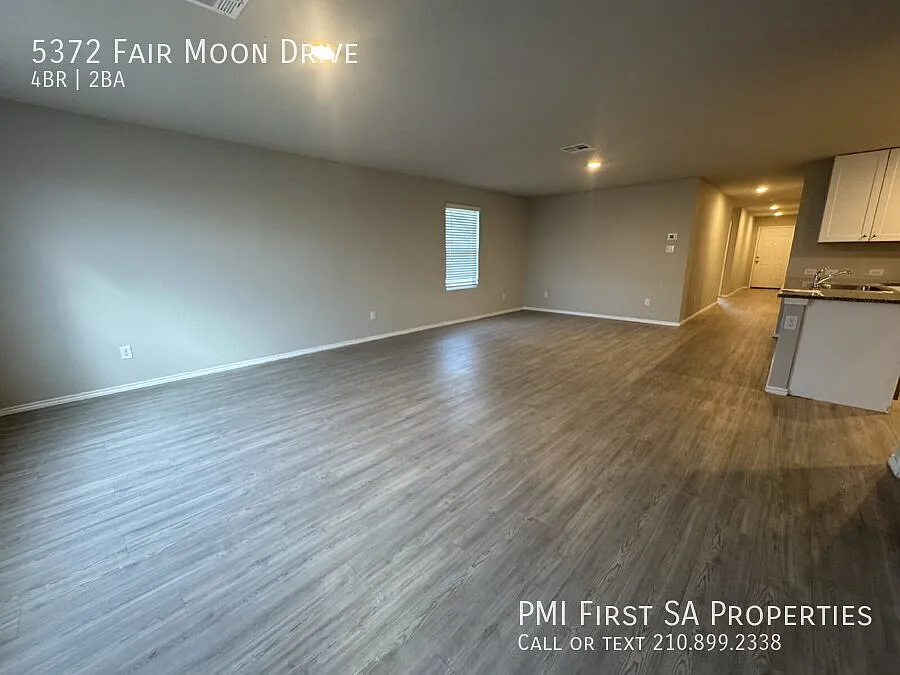 One story 4 bedrooms and 2 full bathrooms at hidden trails subdivision — Photo 3