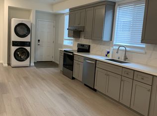 447 36th St #B, Oakland, CA 94609
