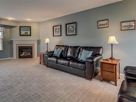 3rd image of 6356 Deermeade Dr