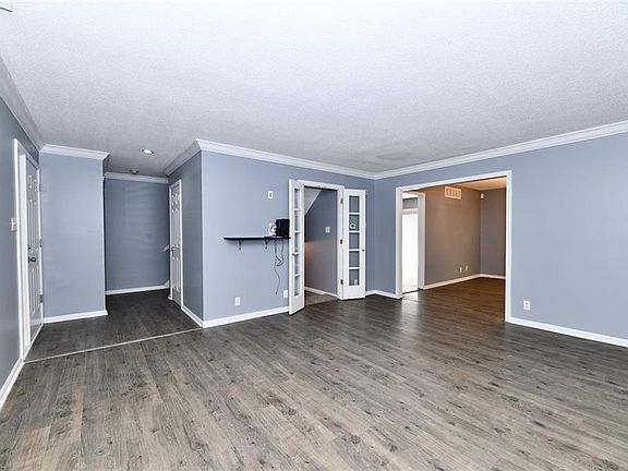 2nd image of 5474 Vin Rose Ln