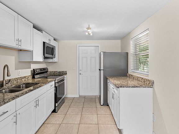 5th image of 12410 N 59th St APT C
