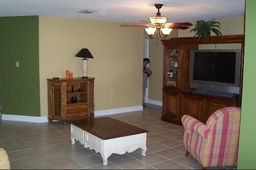 5th image of 6810 QUAIL LAKE DR