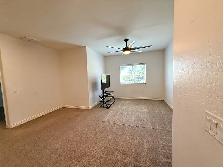 2nd floor loft