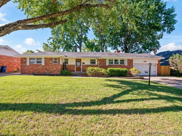 2420 E 54th St S, Tulsa, OK 74105