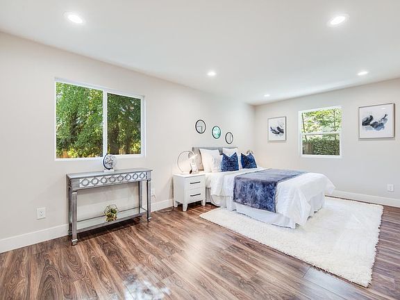 4th image of 1459 Hervey Ln