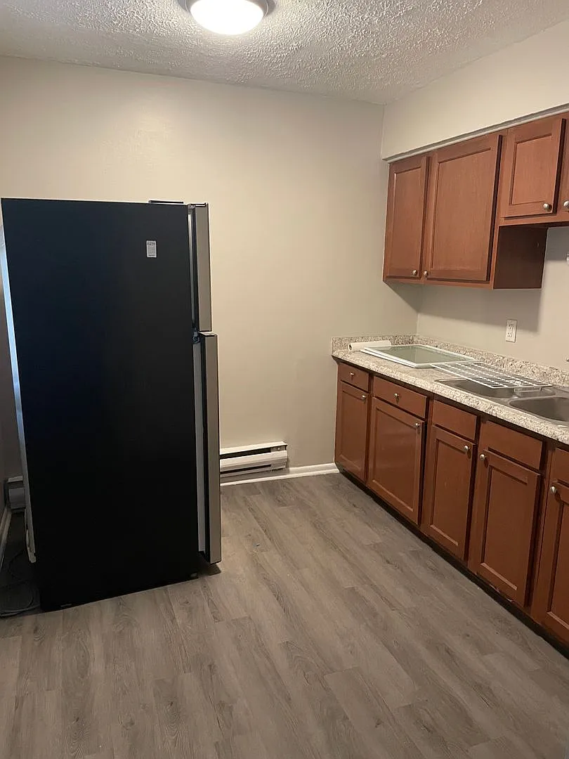 Northern Court Apartments — Photo 4
