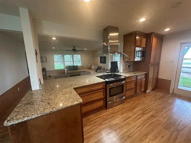 16607 Mueschke Rd — Photo 22