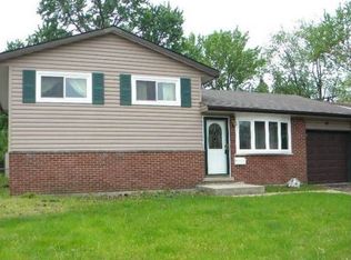 67 W Montana Ave, Glendale Heights, IL 60139