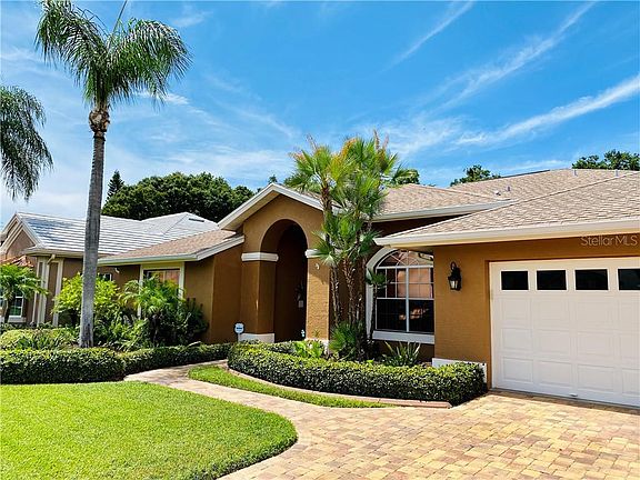 3rd image of 3307 Glenwood Cir