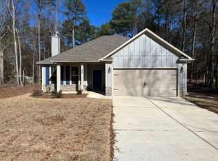 134 Country World Dr, Macon, GA 31211