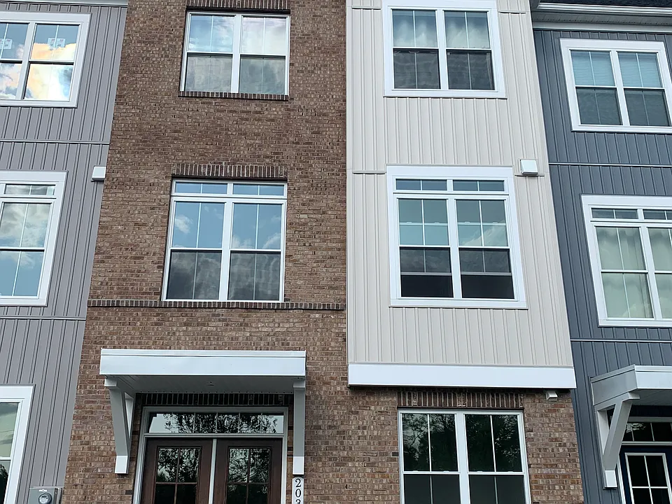 203 Smithworks Blvd