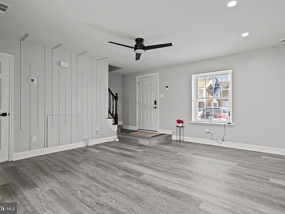 4th image of 1029 Still Harbor Cir
