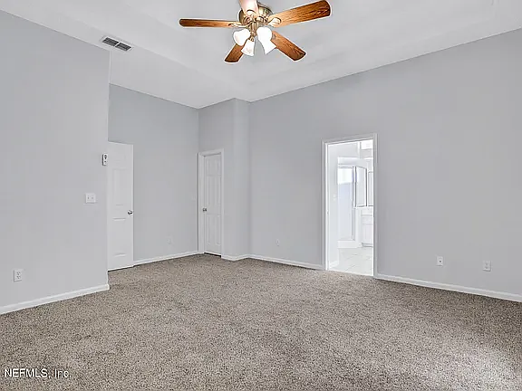 353 Maplewood Dr — Photo 13
