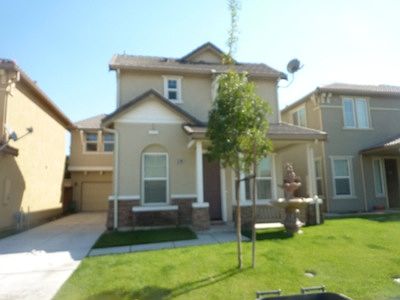 1st image of 786 Sunnyside Ln