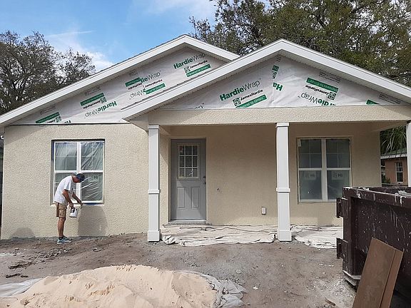 3rd image of 1565 22nd Street