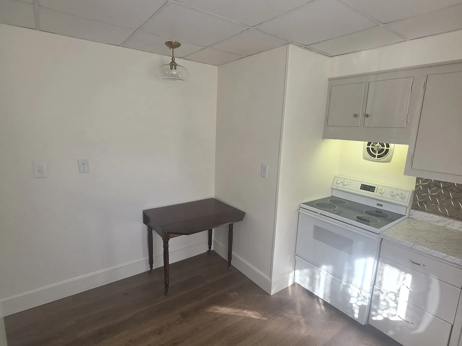 1 bed, 750 sqft, $850 — Photo 4