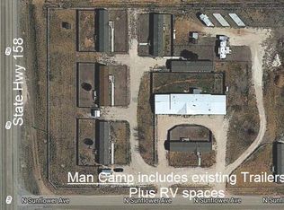 17152 N Sunflower Ave, Gardendale, TX 79758