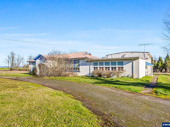 5th image of 35113 Brewster Rd