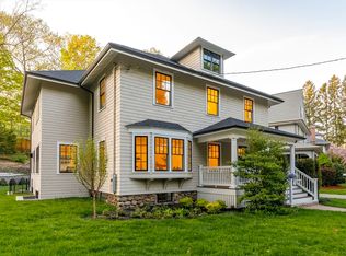 29 Hawthorne Ave, Newton, MA 02466