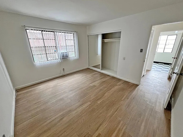 2562 W 5th St #2562 — Photo 19
