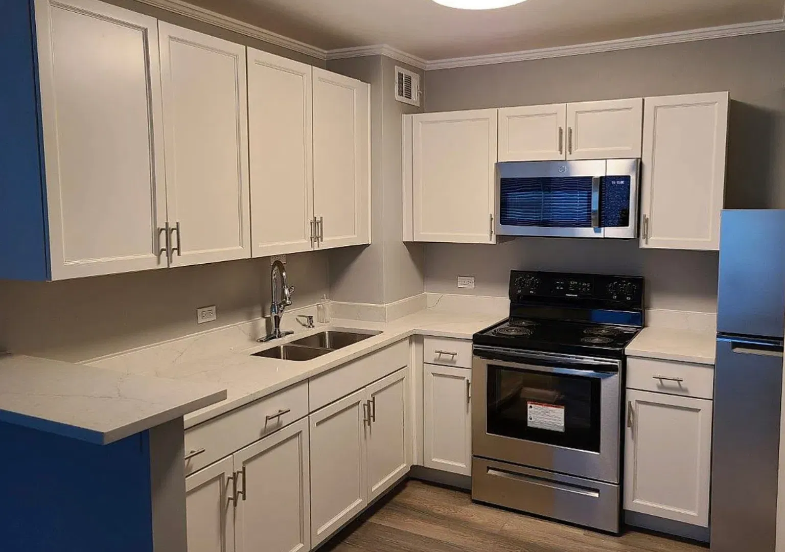 Studio, $1,975 — Photo 4