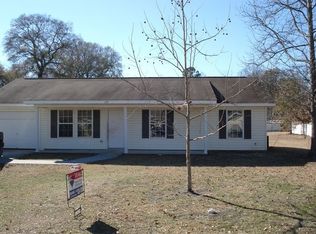 137 Stillwell Ct, Springfield, GA 31329