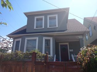 222 20th Ave, Seattle, WA 98122