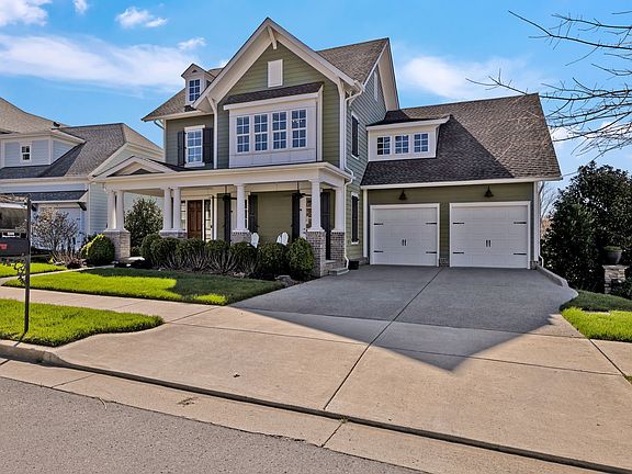 3rd image of 5006 Maysbrook Ln