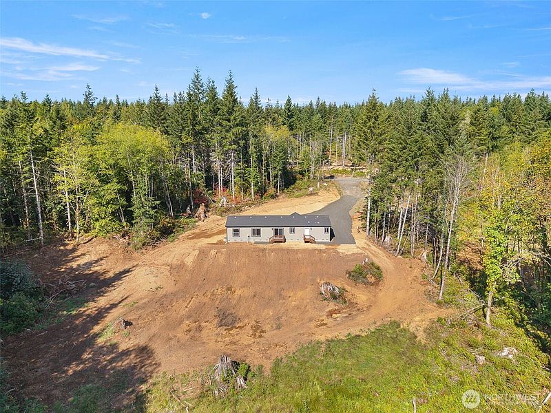 4th image of 1481 W. Highland Road
