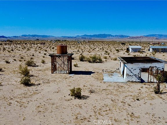 4th image of 5620 Mojave Rd