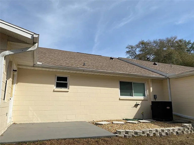8666 SW 92nd Ln #C — Photo 28