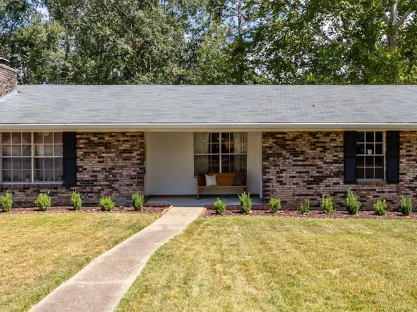 338 Emerson Dr, Hattiesburg, MS 39401