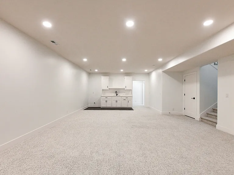 12605 Glenn St — Photo 39