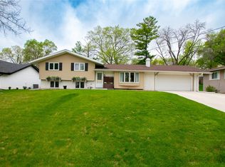 5010 SW 16th St, Des Moines, IA 50315