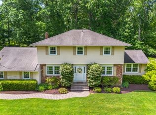 16 Stafford Ter, Parsippany, NJ 07054