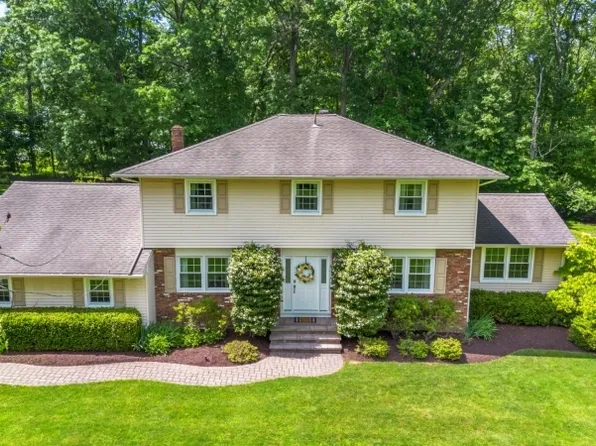 16 Stafford Ter, Parsippany-Troy Hills Twp., NJ 07054