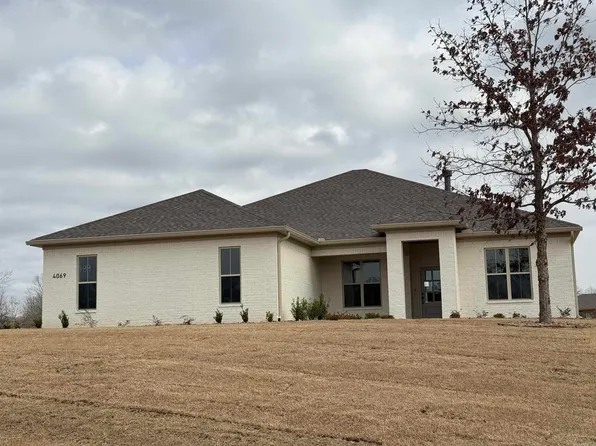 4069 Creektop, Bauxite, AR 72011
