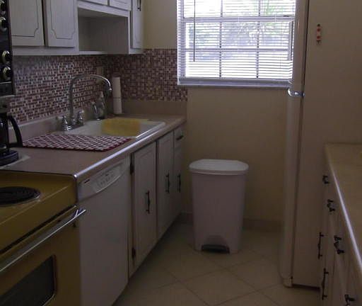 5th image of 4550 NW 4th St APT C