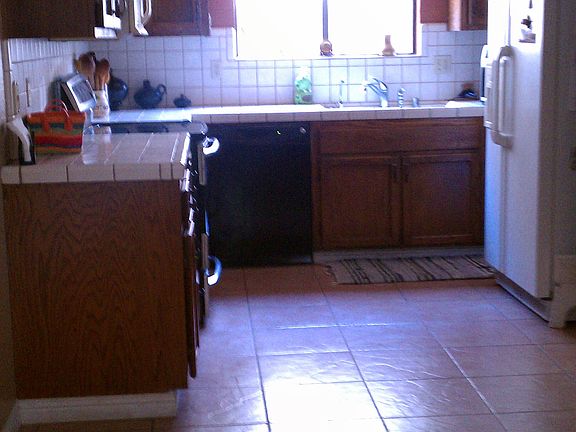 2nd image of 525 Sunflower Dr