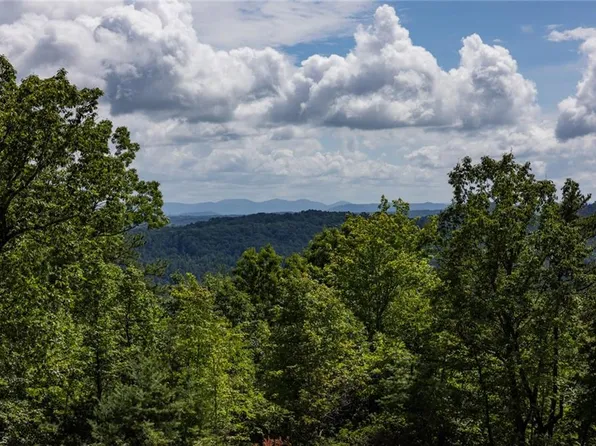 158 Carriage House Trl, Mc Grady, NC 28649