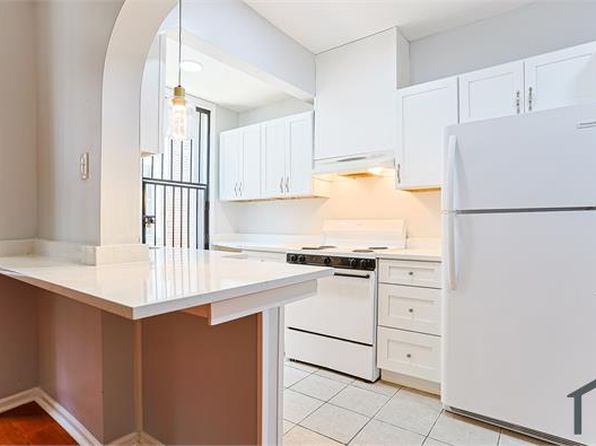 2103 E Chelten Ave FLOOR 1