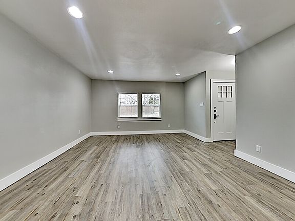 2nd image of 6004 Laurelwood Ct