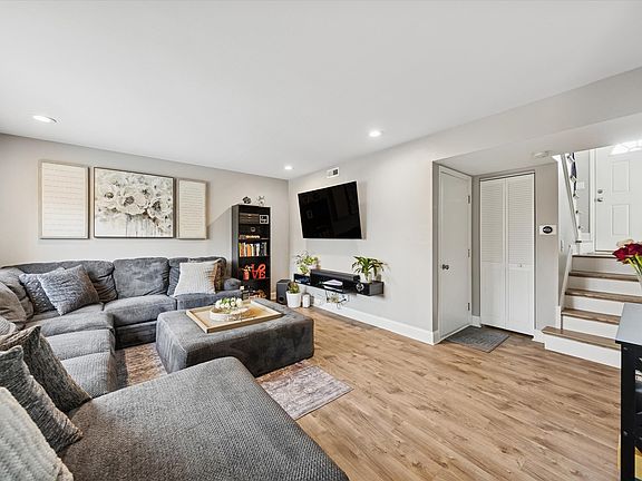 5th image of 2198 Wildwood Ln