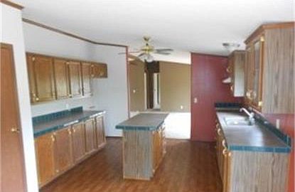 4th image of 105 Westford Dr
