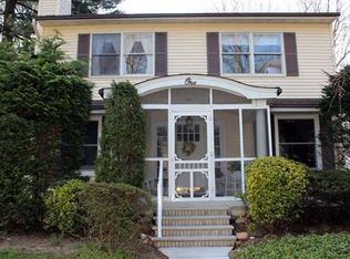 1 Ely Ct, Metuchen, NJ 08840