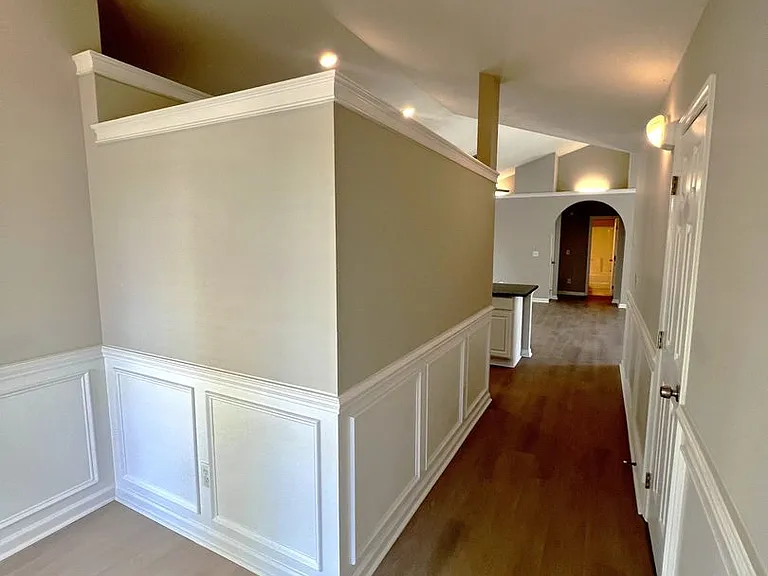 2409 Sunburst Ct — Photo 2
