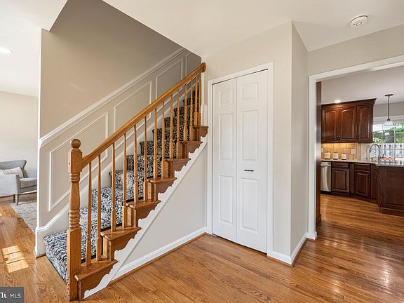 4th image of 8744 Arley Dr