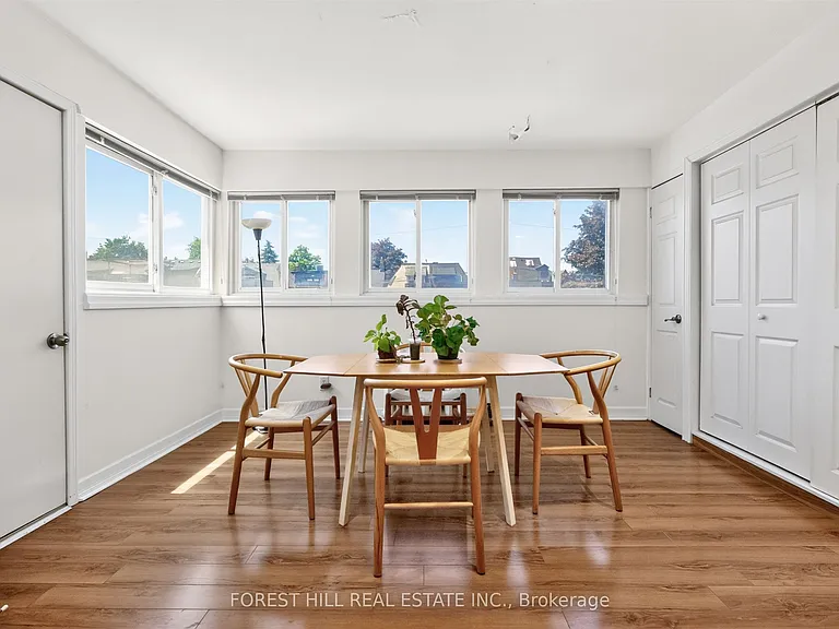 326 Palmerston Blvd #2 — Photo 8
