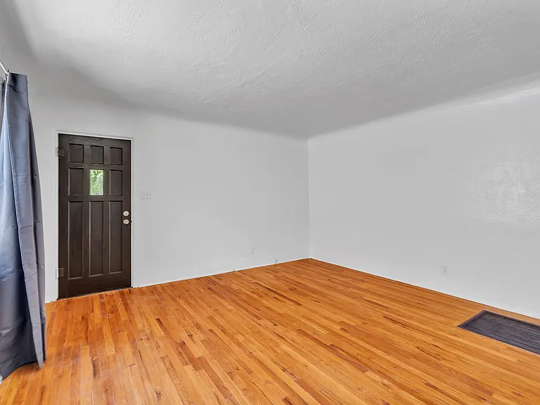 233 Solano Dr NE #2 — Photo 11