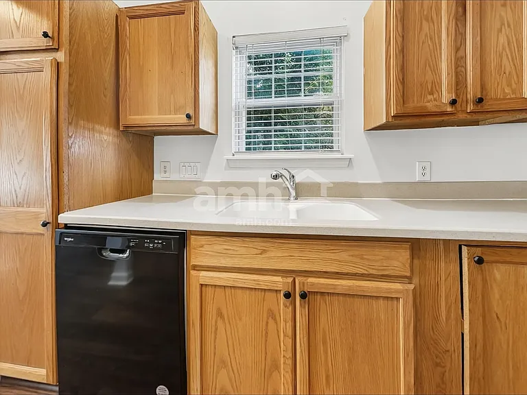 7940 Ebony Rd — Photo 4